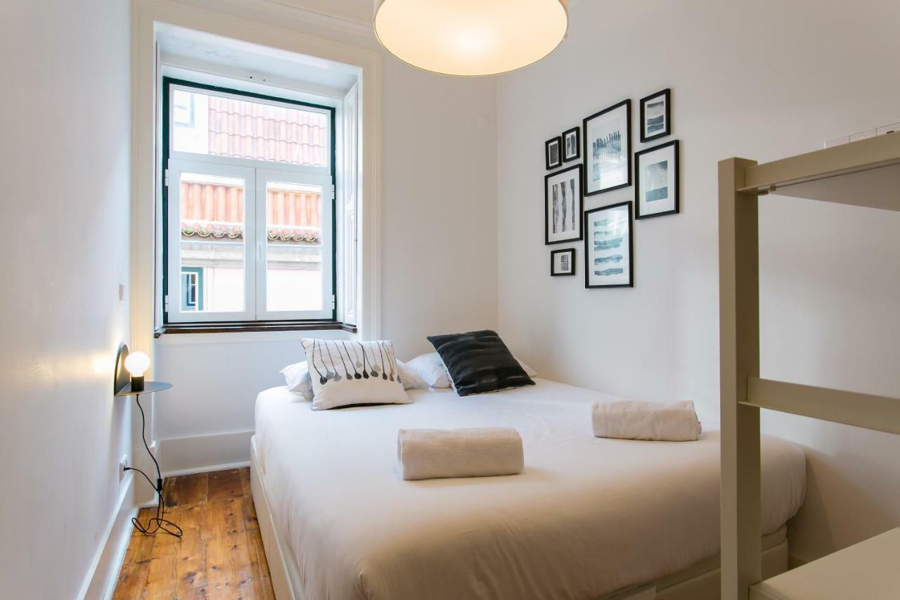 Joivy Splendid 2Br Flat In Bairro Alto, Nearby Luis De Camoes Square Apartment Lisbon Exterior photo