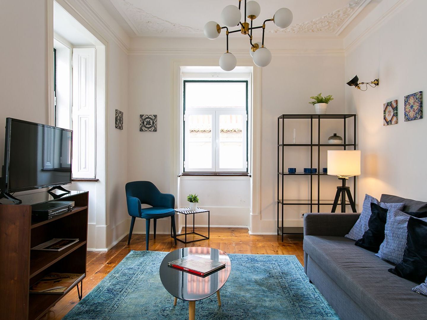 Joivy Splendid 2Br Flat In Bairro Alto, Nearby Luis De Camoes Square Apartment Lisbon Exterior photo
